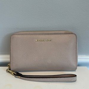 Michael Kors Leather Wristlet